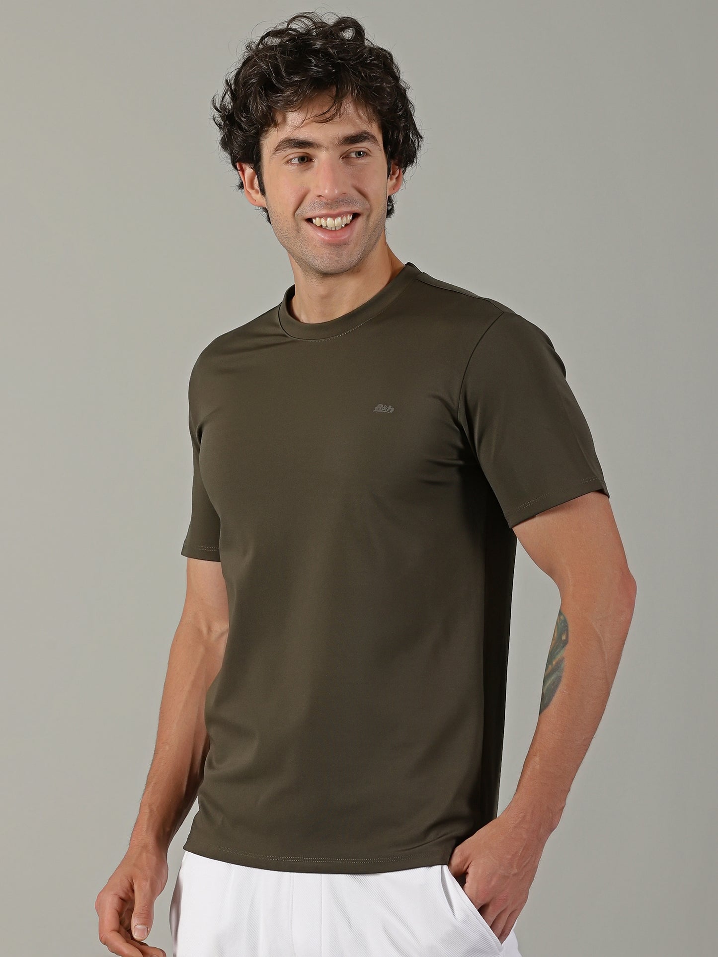 Men's Polyester Brown Regular fit tees